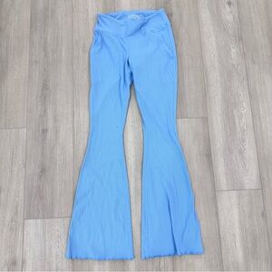 Outdoor Voices flared yoga Pilates leggings blue small